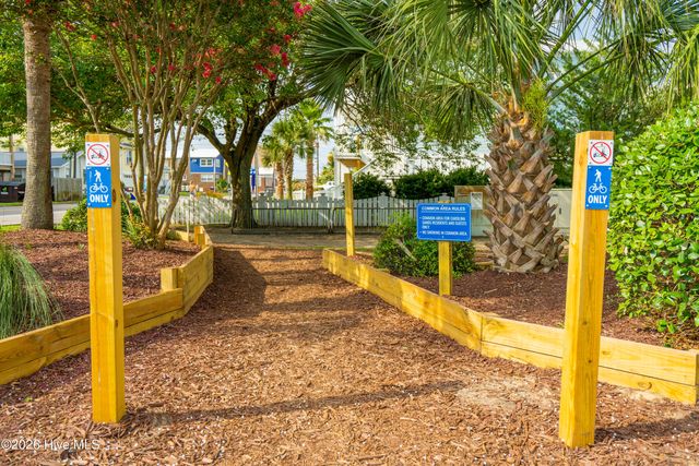 914 Oceanward Lane, Carolina Beach, NC 28428