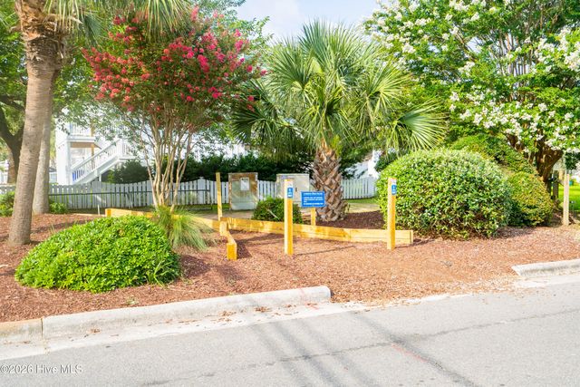 914 Oceanward Lane, Carolina Beach, NC 28428
