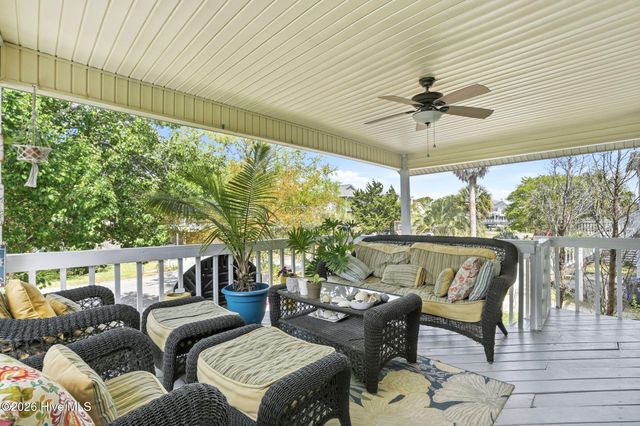 914 Oceanward Lane, Carolina Beach, NC 28428