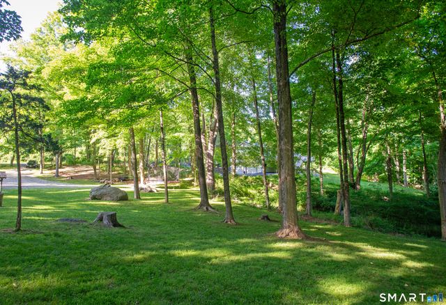 95 Obtuse Hill Road, Brookfield, CT 06804