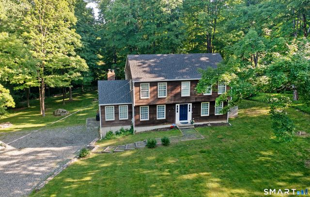 95 Obtuse Hill Road, Brookfield, CT 06804