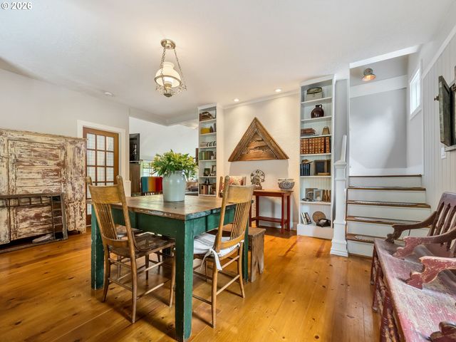 773 A St, Gearhart, OR 97138