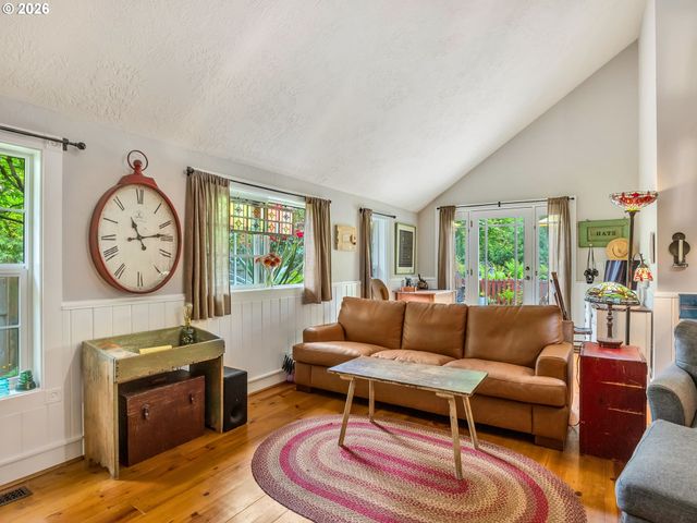 773 A St, Gearhart, OR 97138