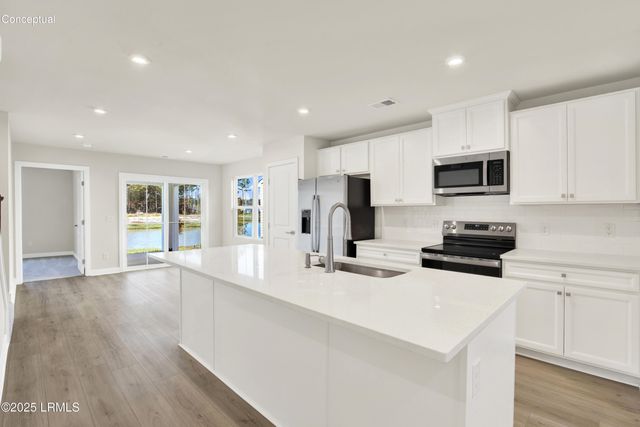 94 Pebble Circle, Ridgeland, SC 29936