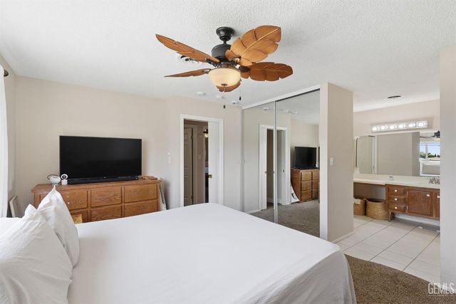 4200 Orinda Way, Bakersfield, CA 93306