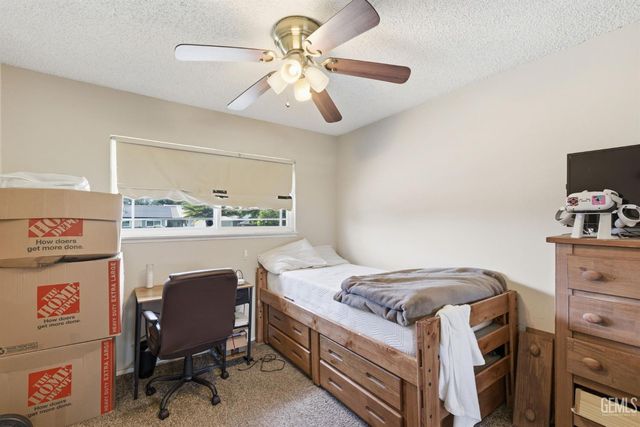 4200 Orinda Way, Bakersfield, CA 93306