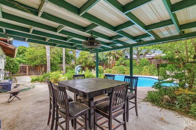 4200 Orinda Way, Bakersfield, CA 93306