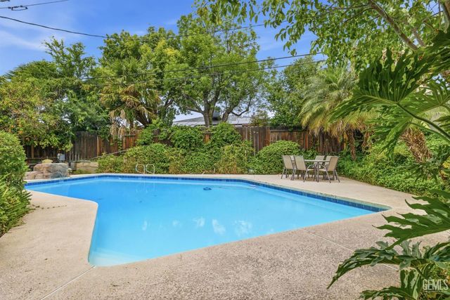 4200 Orinda Way, Bakersfield, CA 93306