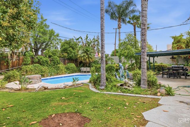 4200 Orinda Way, Bakersfield, CA 93306
