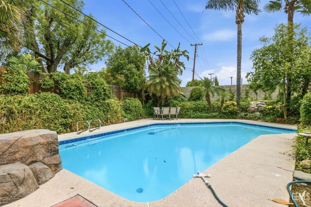 4200 Orinda Way, Bakersfield, CA 93306