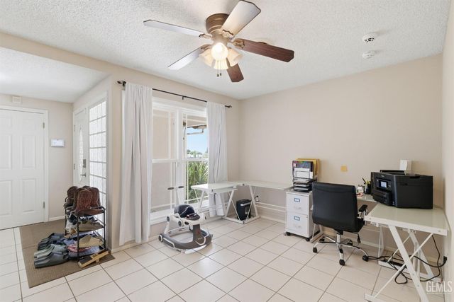 4200 Orinda Way, Bakersfield, CA 93306