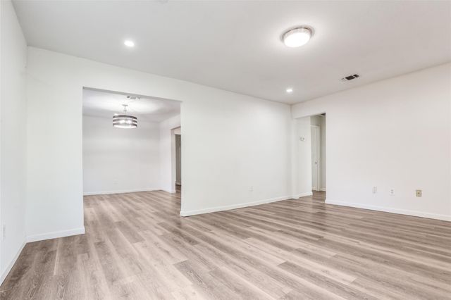 1749 Des Jardines Street, Houston, TX 77023