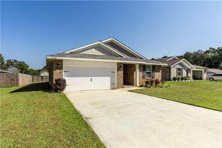 1906 Stonepine Drive, Semmes, AL 36575