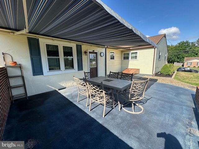 11092 WILLIAMSPORT PIKE, Greencastle, PA 17225