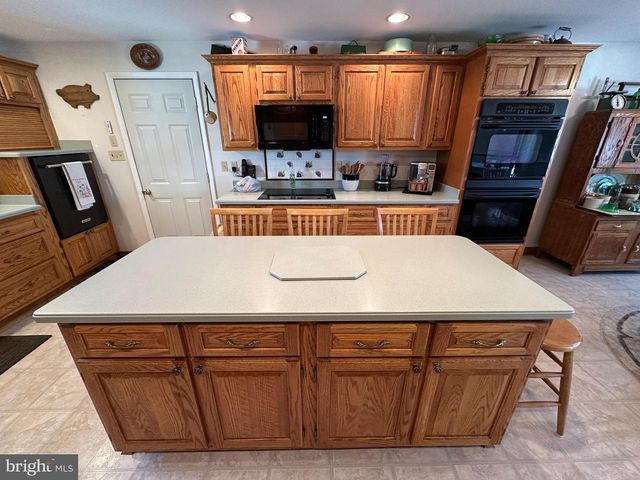 11092 WILLIAMSPORT PIKE, Greencastle, PA 17225