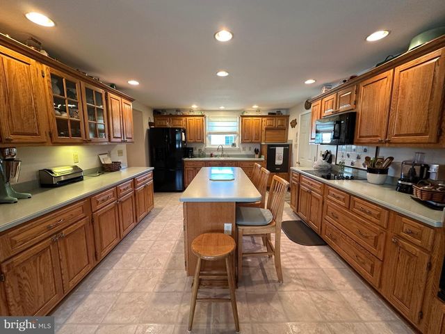 11092 WILLIAMSPORT PIKE, Greencastle, PA 17225