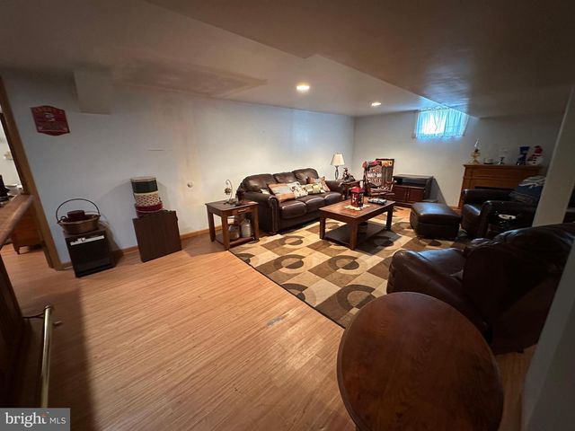 11092 WILLIAMSPORT PIKE, Greencastle, PA 17225