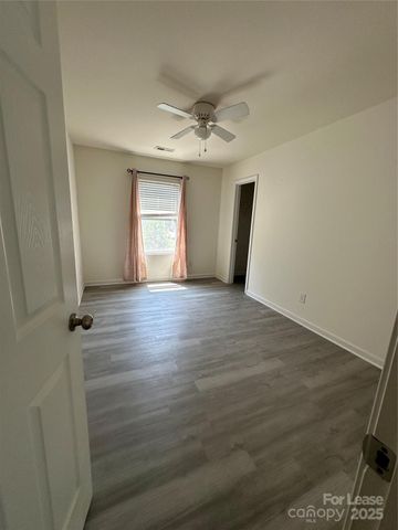 5135 Tomsie Efird Lane, Charlotte, NC 28269