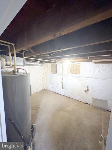 203 S PULASKI ST, Baltimore, MD 21223