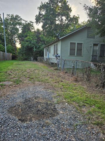 4266 Saint Vincent Avenue, Shreveport, LA 71108