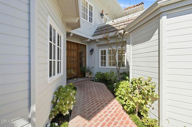 2317 Canyonback Road, Los Angeles, CA 90049
