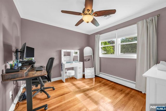 19 Andover Drive, Wayne, NJ 07470