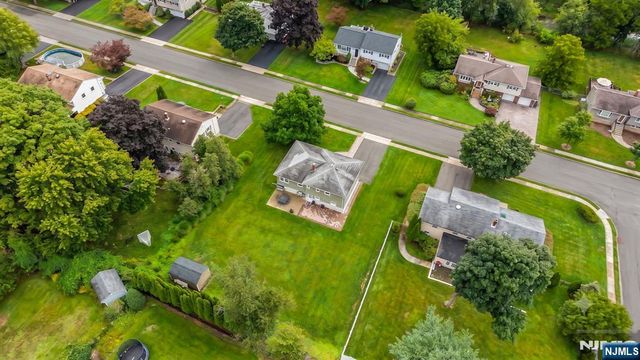 19 Andover Drive, Wayne, NJ 07470
