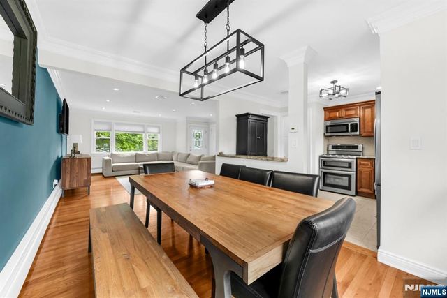 19 Andover Drive, Wayne, NJ 07470