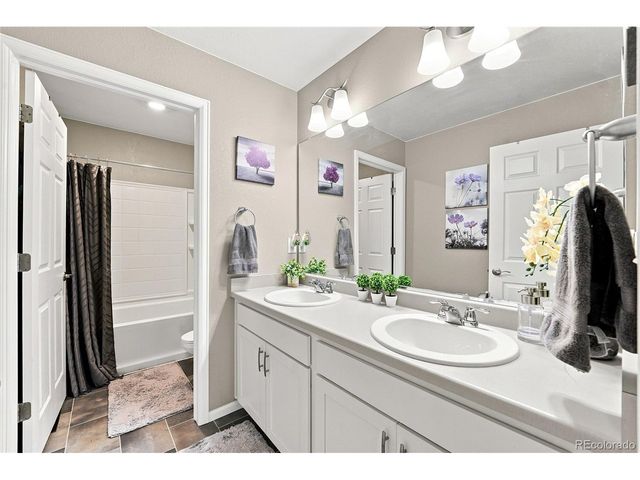 20051 E 61st Pl, Aurora, CO 80019