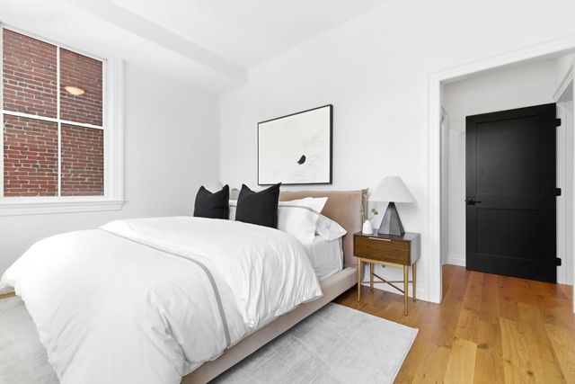 520 East Broadway 2, Boston, MA 02127