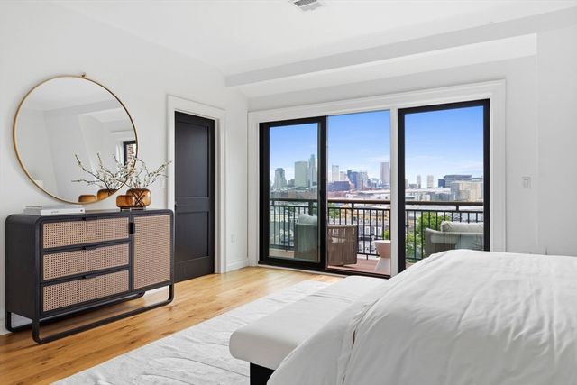 520 East Broadway 2, Boston, MA 02127