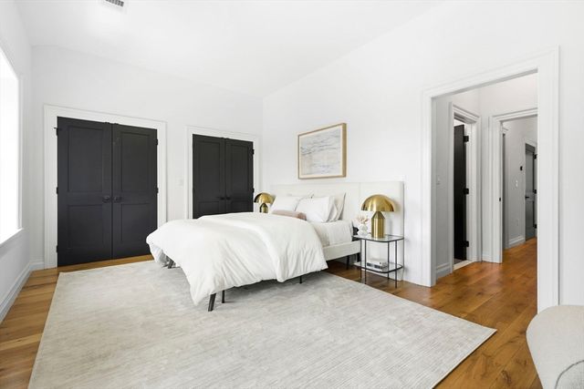 520 East Broadway 2, Boston, MA 02127