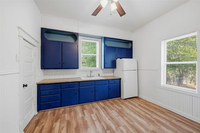 605 E Woodard Street, Denison, TX 75021