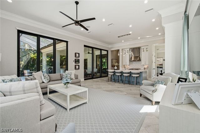 16791 Cabreo DR, Naples, FL 34110