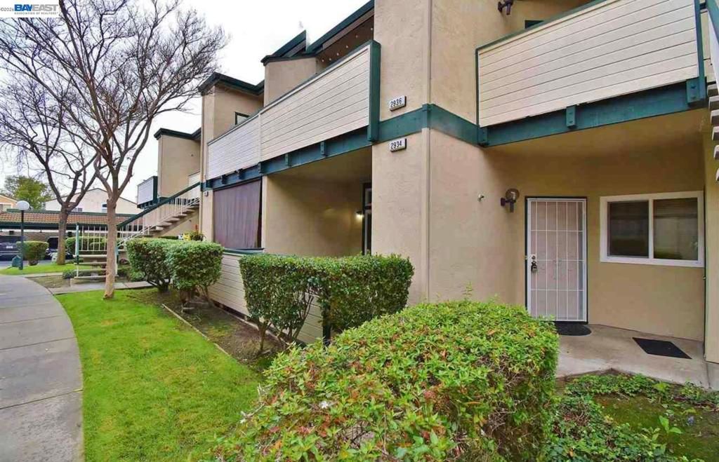 Image 1 of property listing at 2934 Flint St, Union City, CA 94587