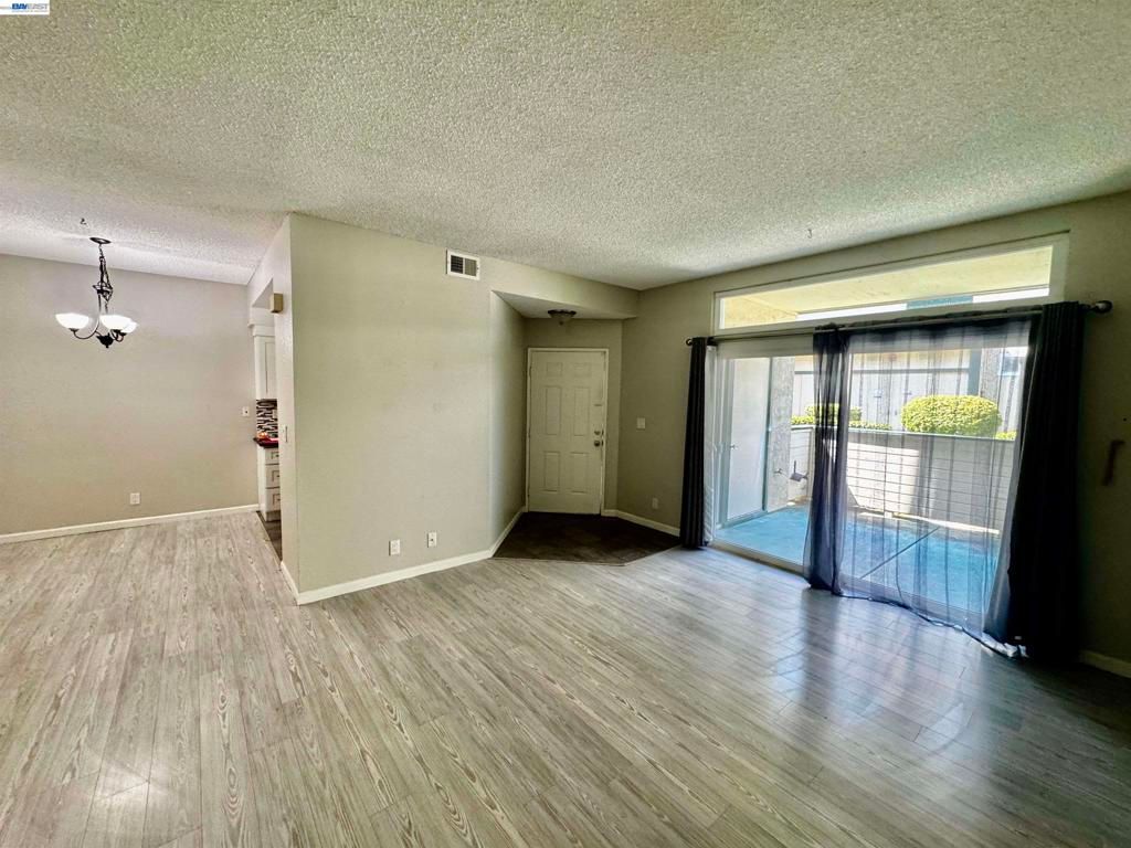 Image 16 of property listing at 2934 Flint St, Union City, CA 94587