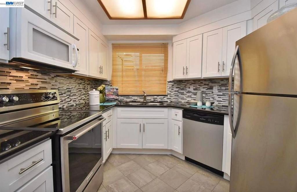 Image 5 of property listing at 2934 Flint St, Union City, CA 94587