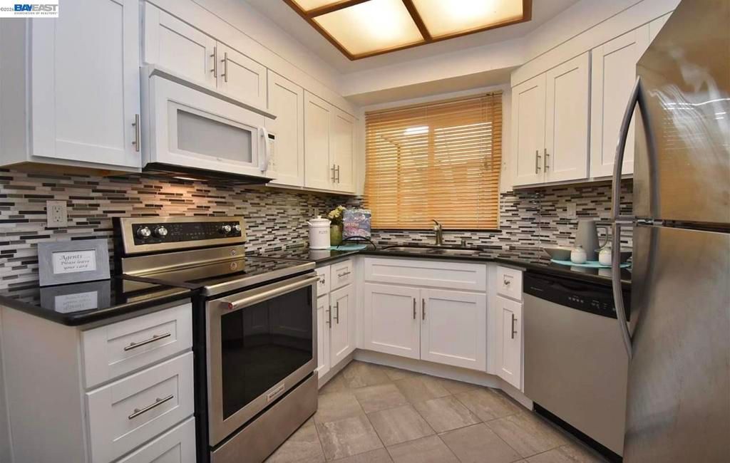 Image 6 of property listing at 2934 Flint St, Union City, CA 94587