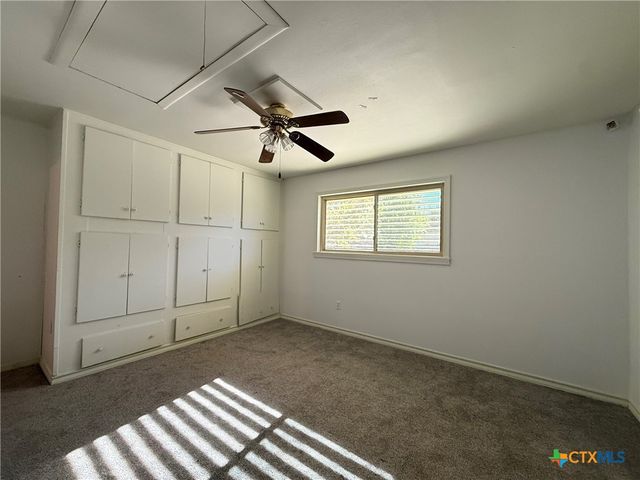 2221 Mcpherson Drive, Port Lavaca, TX 77979