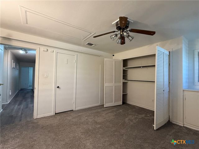 2221 Mcpherson Drive, Port Lavaca, TX 77979