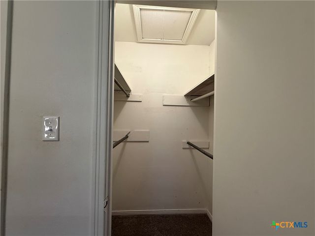 2221 Mcpherson Drive, Port Lavaca, TX 77979