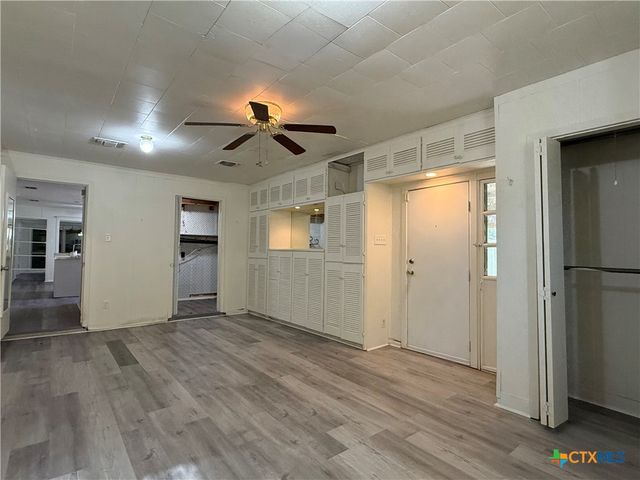 2221 Mcpherson Drive, Port Lavaca, TX 77979