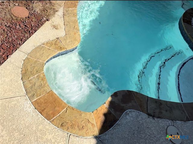 2221 Mcpherson Drive, Port Lavaca, TX 77979