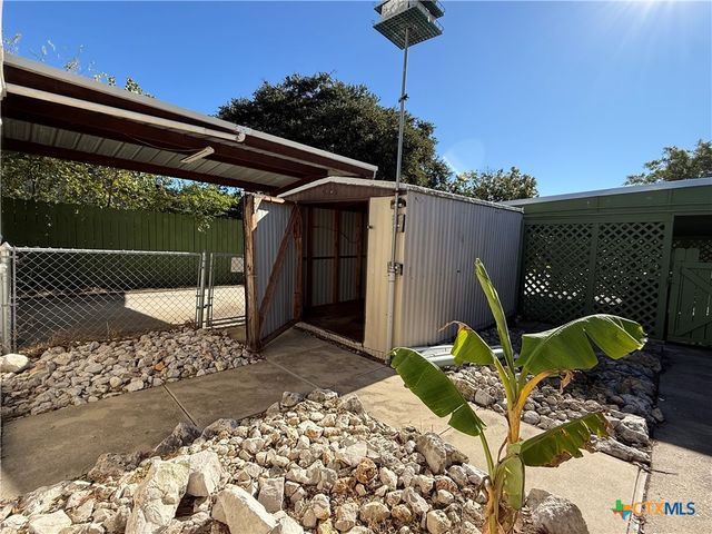 2221 Mcpherson Drive, Port Lavaca, TX 77979