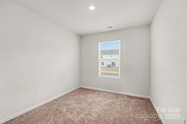 5032 Wolfridge Avenue, Charlotte, NC 28214