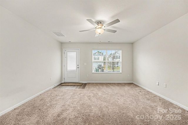 5032 Wolfridge Avenue, Charlotte, NC 28214