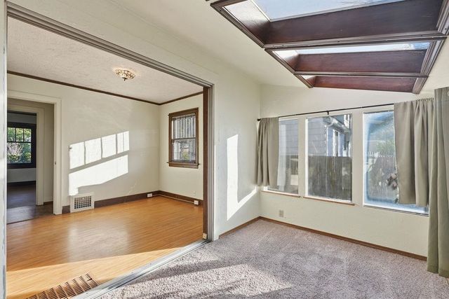 2929 W Garland Ave, Spokane, WA 99224