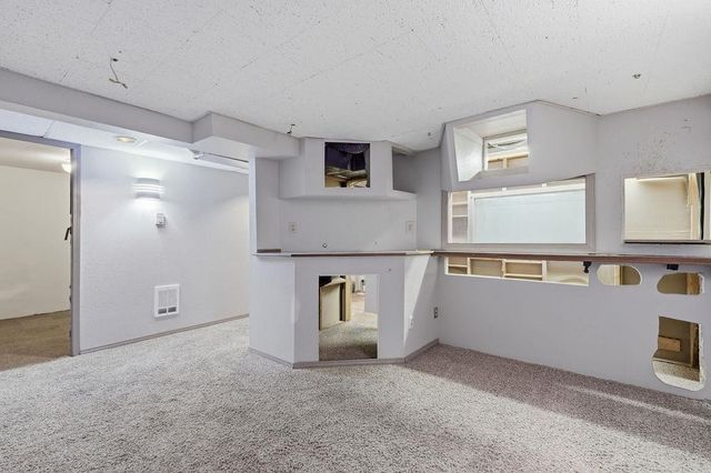 2929 W Garland Ave, Spokane, WA 99224