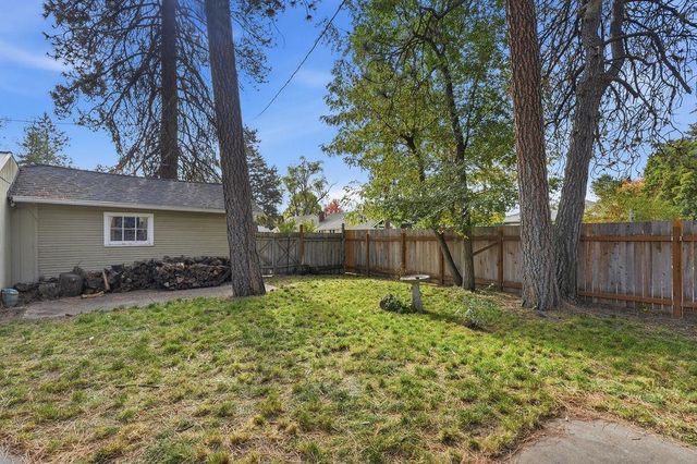 2929 W Garland Ave, Spokane, WA 99224