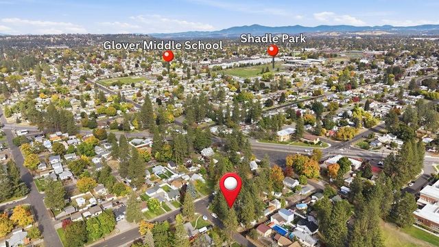 2929 W Garland Ave, Spokane, WA 99224